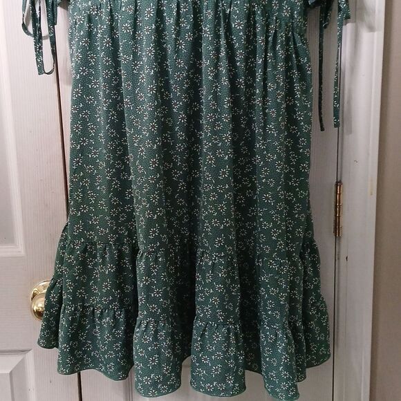 Green floral print flowy summer vacation cruise dress Sz L NWOT - Picture 2 of 8